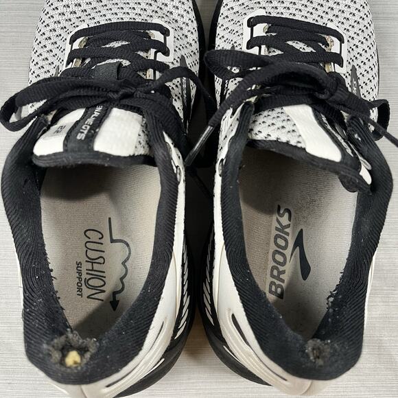 Brooks Adrenaline GTS 22 Women’s Size 8 Running Shoes White Black 1203531B135 - Picture 5 of 8